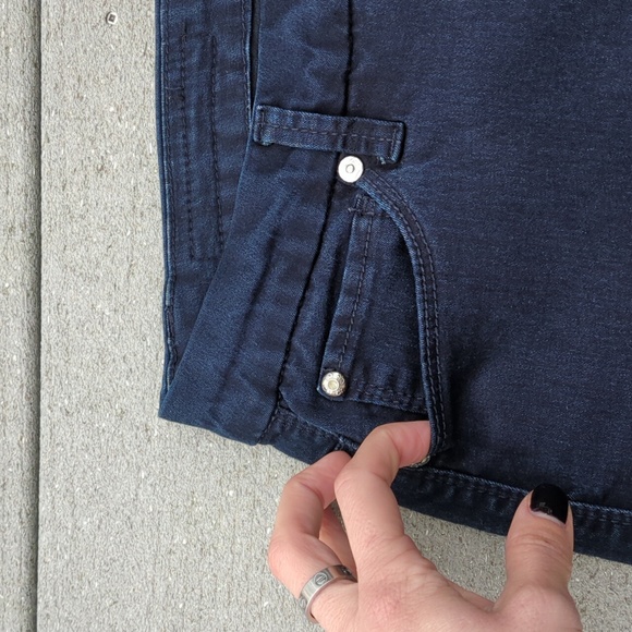 Celebrity Gold Darkwash Jegging Fit Jeans - Picture 4 of 9